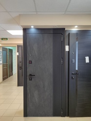 ПИКАССО (скол камня блэк+лакобель чёрная/белый мат)