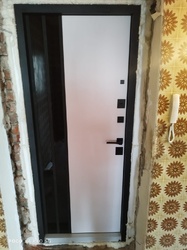 ПИКАССО (скол камня блэк+лакобель чёрная/белый мат)